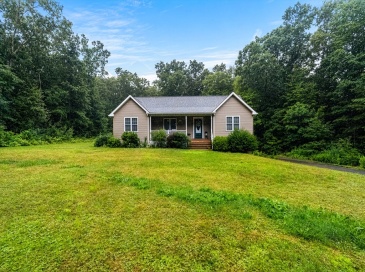 10 Lyford Rd, Spencer, Massachusetts, 3 Bedrooms Bedrooms, 5 Rooms Rooms,2 BathroomsBathrooms,Residential,For Sale,Lyford Rd,73547092 10 Lyford Rd, Spencer, Massachusetts, 3 Bedrooms Bedrooms, 5 Rooms Rooms,2 BathroomsBathrooms,Residential,For Sale,Lyford Rd,73547092