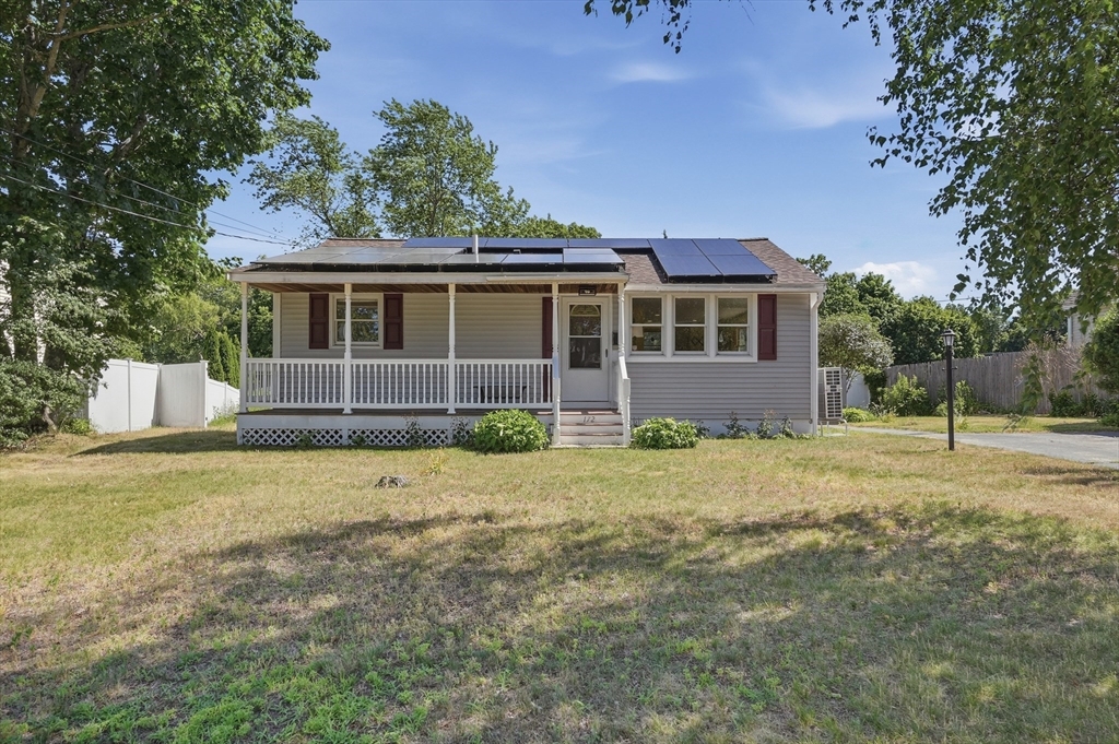 172 Bedford Road, Woburn, Massachusetts, 3 Bedrooms Bedrooms, 9 Rooms Rooms,2 BathroomsBathrooms,Residential,For Sale,Bedford Road,73547312