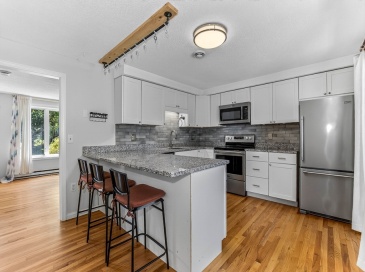5 Village Way, Norton, Massachusetts, 2 Bedrooms Bedrooms, 5 Rooms Rooms,1.5 BathroomsBathrooms,Residential,For Sale,Village Way,73547307 5 Village Way, Norton, Massachusetts, 2 Bedrooms Bedrooms, 5 Rooms Rooms,1.5 BathroomsBathrooms,Residential,For Sale,Village Way,73547307