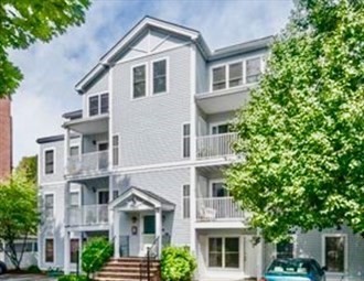 20 Cameron St, Brookline, Massachusetts, 2 Bedrooms Bedrooms, 5 Rooms Rooms,2 BathroomsBathrooms,Residential Lease,For Rent,Cameron St,73526708