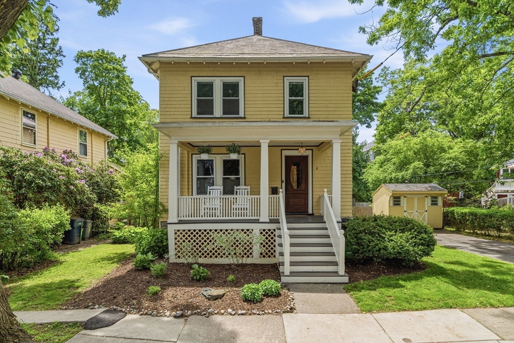 8 Mendum St, Boston, Massachusetts, 3 Bedrooms Bedrooms, 7 Rooms Rooms,1.5 BathroomsBathrooms,Residential,For Sale,Mendum St,73525937