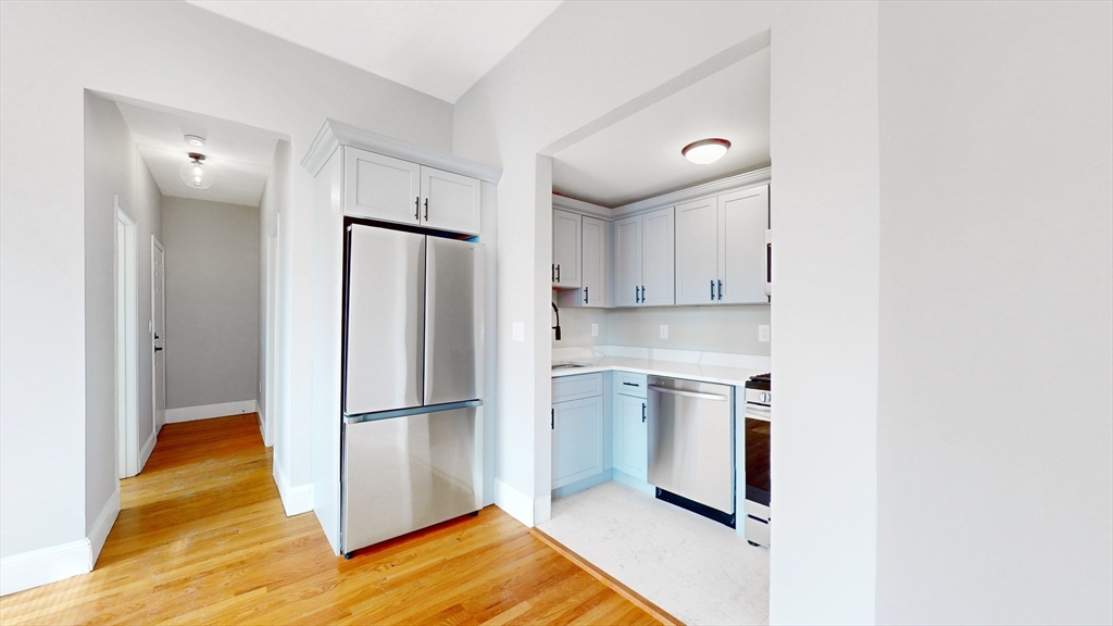 181 Highland St, Boston, Massachusetts, 2 Bedrooms Bedrooms, 5 Rooms Rooms,2 BathroomsBathrooms,Residential Lease,For Rent,Highland St,73527320