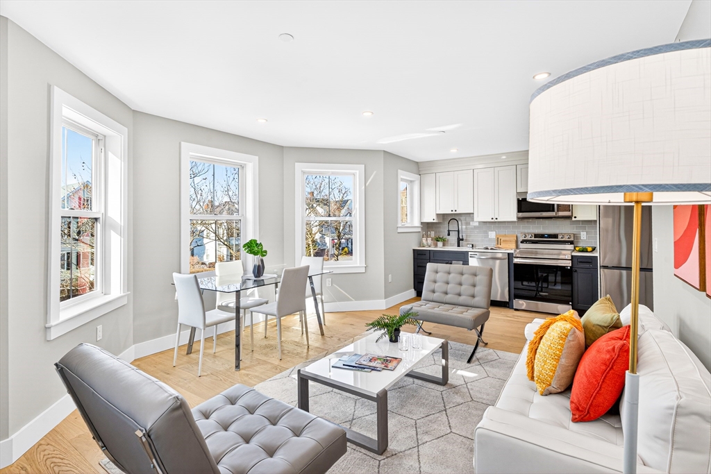 584 Cambridge St, Boston, Massachusetts, 2 Bedrooms Bedrooms, 3 Rooms Rooms,2 BathroomsBathrooms,Residential Lease,For Rent,Cambridge St,73528215