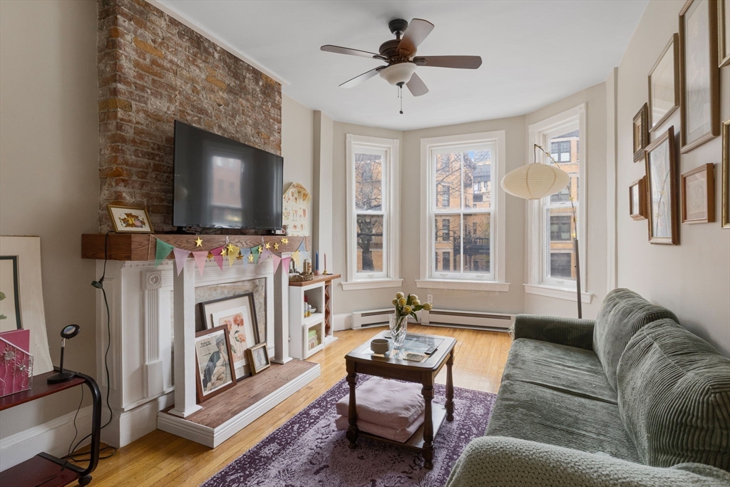 592 Columbus Ave, Boston, Massachusetts, 2 Bedrooms Bedrooms, 5 Rooms Rooms,1 BathroomBathrooms,Residential,For Sale,Columbus Ave,73506613