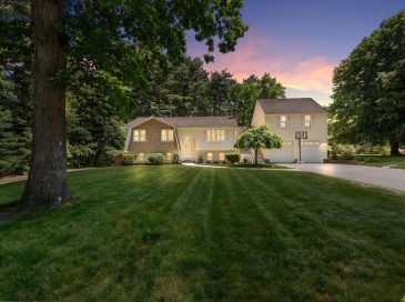 12 Albion Road, Billerica, Massachusetts, 4 Bedrooms Bedrooms, 10 Rooms Rooms,3 BathroomsBathrooms,Residential,For Sale,Albion Road,73530322 12 Albion Road, Billerica, Massachusetts, 4 Bedrooms Bedrooms, 10 Rooms Rooms,3 BathroomsBathrooms,Residential,For Sale,Albion Road,73530322