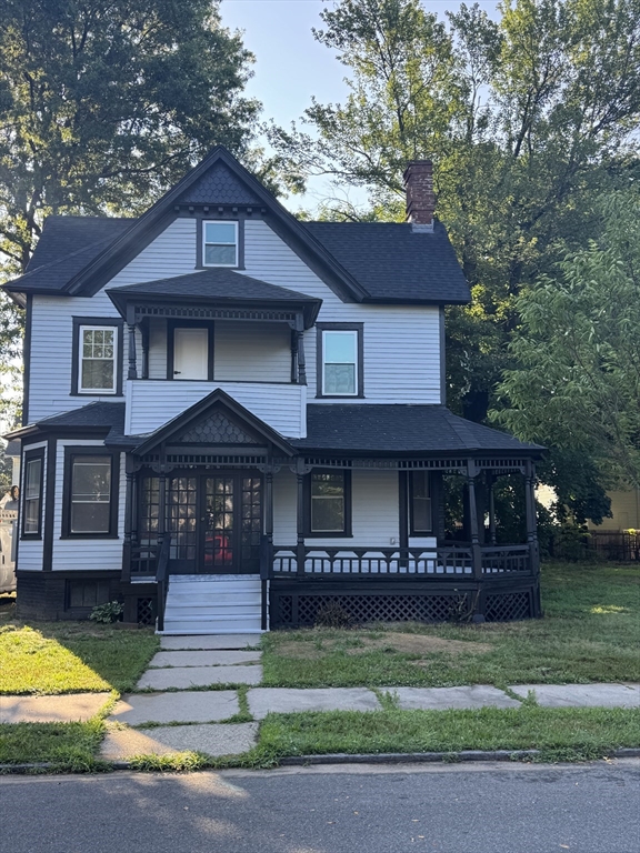 86 Amherst St, Springfield, Massachusetts, 7 Bedrooms Bedrooms, 10 Rooms Rooms,3 BathroomsBathrooms,Residential,For Sale,Amherst St,73547352