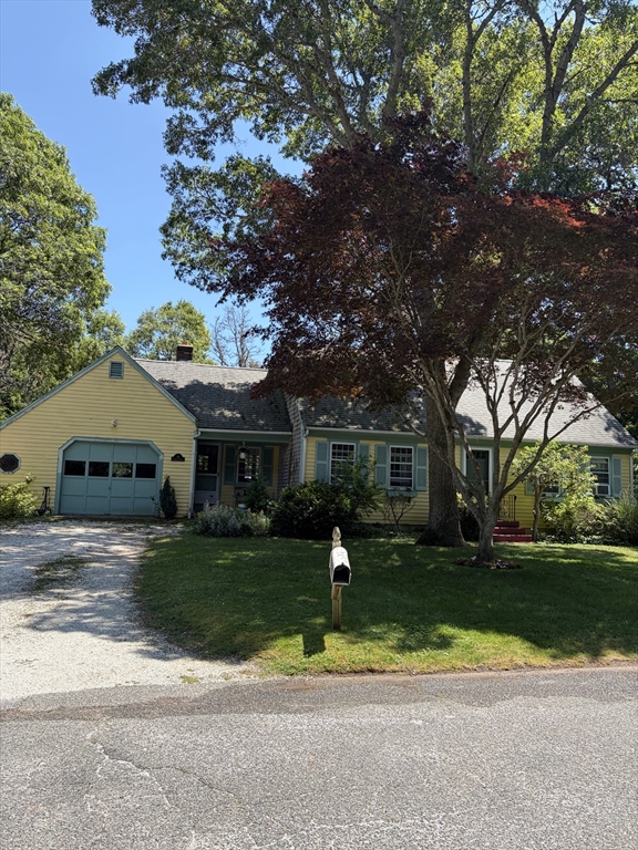 40 Vandermint Ln, Barnstable, Massachusetts, 4 Bedrooms Bedrooms, 6 Rooms Rooms,2 BathroomsBathrooms,Residential,For Sale,Vandermint Ln,73547354