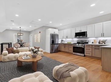 29C Prichard Ave, Somerville, Massachusetts, 2 Bedrooms Bedrooms, 6 Rooms Rooms,2 BathroomsBathrooms,Residential,For Sale,Prichard Ave,73547375