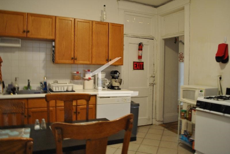 48 Brighton Ave, Boston, Massachusetts, 2 Bedrooms Bedrooms, 3 Rooms Rooms,1 BathroomBathrooms,Residential Lease,For Rent,Brighton Ave,73547435
