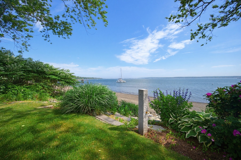 54 Oliver Hazard Perry Rd, Portsmouth, Rhode Island, 3 Bedrooms Bedrooms, 8 Rooms Rooms,2.5 BathroomsBathrooms,Residential,For Sale,Oliver Hazard Perry Rd,73503545