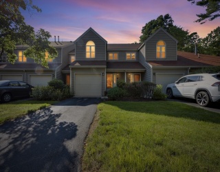 8 Woodcrest Dr, Oxford, Massachusetts, 2 Bedrooms Bedrooms, 5 Rooms Rooms,1.5 BathroomsBathrooms,Residential,For Sale,Woodcrest Dr,73547441
