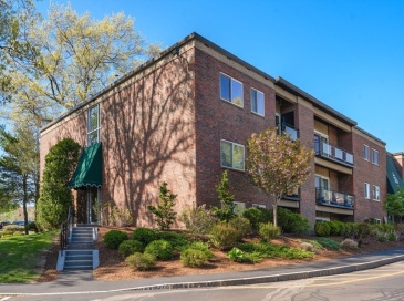 1202 Greendale Avenue, Needham, Massachusetts, 1 Bedroom Bedrooms, 4 Rooms Rooms,1 BathroomBathrooms,Residential,For Sale,Greendale Avenue,73485659 1202 Greendale Avenue, Needham, Massachusetts, 1 Bedroom Bedrooms, 4 Rooms Rooms,1 BathroomBathrooms,Residential,For Sale,Greendale Avenue,73485659