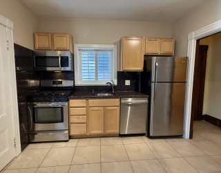 11 Pembroke, Somerville, Massachusetts, 2 Bedrooms Bedrooms, 6 Rooms Rooms,1 BathroomBathrooms,Residential Lease,For Rent,Pembroke,73547484