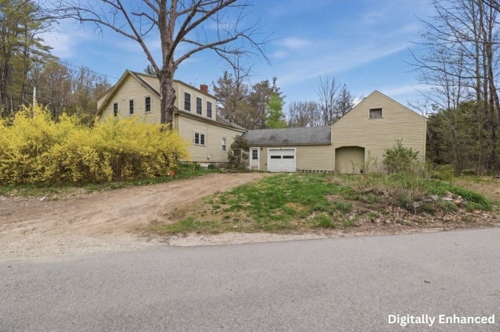 5 Gap Mountain Road, Fitzwilliam, New Hampshire, 4 Bedrooms Bedrooms, 10 Rooms Rooms,2 BathroomsBathrooms,Residential,For Sale,Gap Mountain Road,73515203