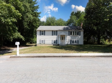 24 Saddle Drive, Bridgewater, Massachusetts, 3 Bedrooms Bedrooms, 7 Rooms Rooms,1.5 BathroomsBathrooms,Residential,For Sale,Saddle Drive,73547556