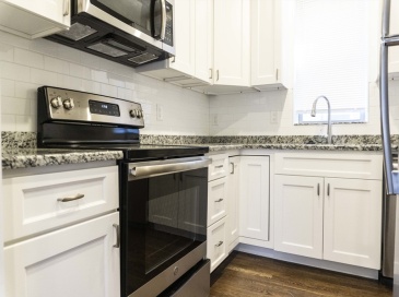 2017 Commonwealth Ave, Boston, Massachusetts, 2 Bedrooms Bedrooms, 4 Rooms Rooms,1 BathroomBathrooms,Residential Lease,For Rent,Commonwealth Ave,73547555