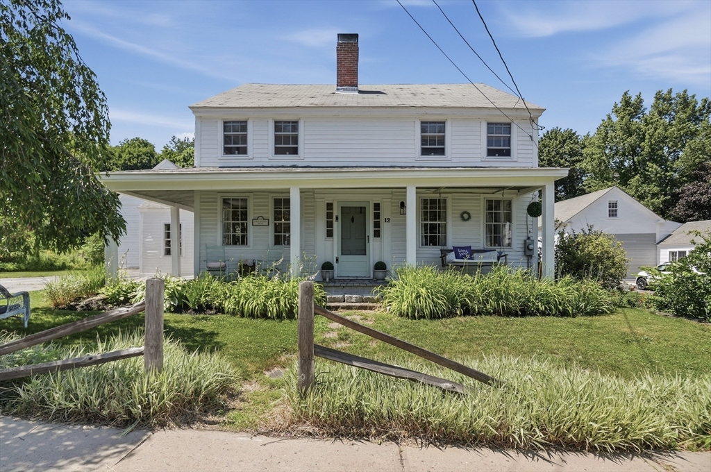 12 Bacon St, Westminster, Massachusetts, 3 Bedrooms Bedrooms, 10 Rooms Rooms,3 BathroomsBathrooms,Residential,For Sale,Bacon St,73547639