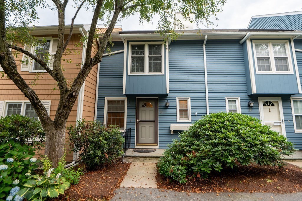 21 Capstan Way, Swampscott, Massachusetts, 2 Bedrooms Bedrooms, 6 Rooms Rooms,1.5 BathroomsBathrooms,Residential,For Sale,Capstan Way,73547566