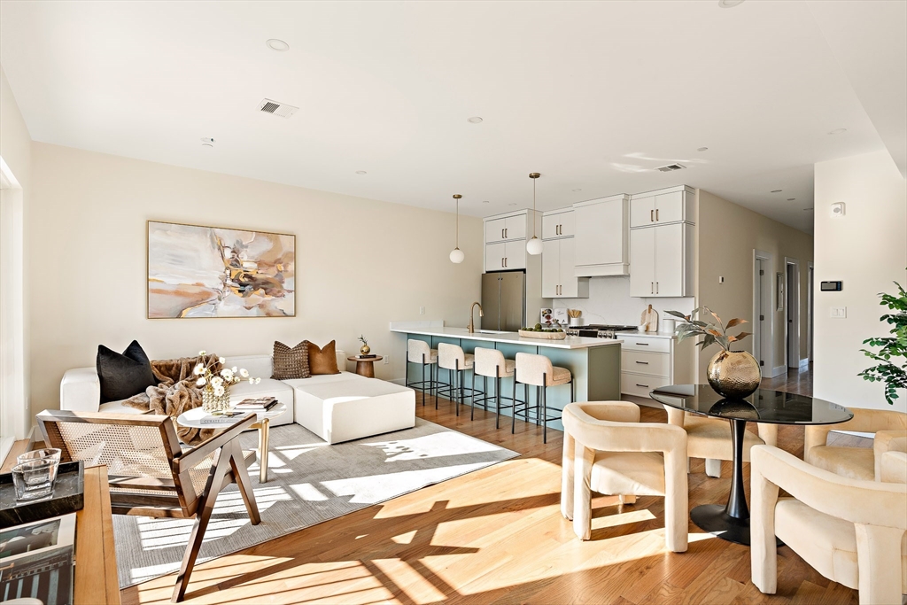 12 Geneva Street, Boston, Massachusetts, 3 Bedrooms Bedrooms, 6 Rooms Rooms,2.5 BathroomsBathrooms,Residential,For Sale,Geneva Street,73476916