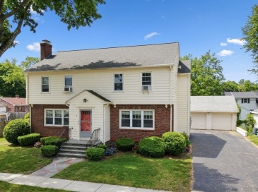 4 Palisades St, Worcester, Massachusetts, 6 Bedrooms Bedrooms, 10 Rooms Rooms,2 BathroomsBathrooms,Residential Income,For Sale,Palisades St,73523009