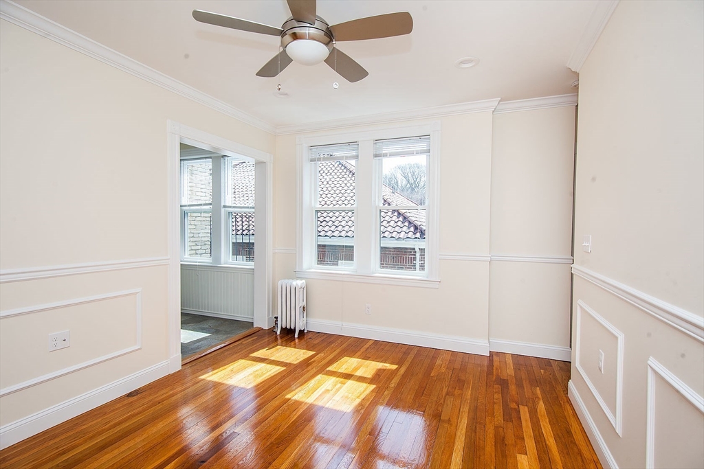 33 Walbridge St, Boston, Massachusetts, 2 Bedrooms Bedrooms, 5 Rooms Rooms,1 BathroomBathrooms,Residential Lease,For Rent,Walbridge St,73547771
