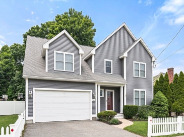 46 Loring Avenue, Winchester, Massachusetts, 4 Bedrooms Bedrooms, 8 Rooms Rooms,2.5 BathroomsBathrooms,Residential Lease,For Rent,Loring Avenue,73547715