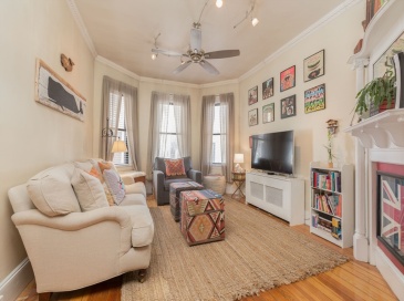7 Hatch St, Boston, Massachusetts, 2 Bedrooms Bedrooms, 5 Rooms Rooms,1.5 BathroomsBathrooms,Residential Lease,For Rent,Hatch St,73547881