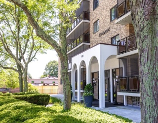 990 Massachusetts Ave, Arlington, Massachusetts, 1 Bedroom Bedrooms, 3 Rooms Rooms,1 BathroomBathrooms,Residential,For Sale,Massachusetts Ave,73547882