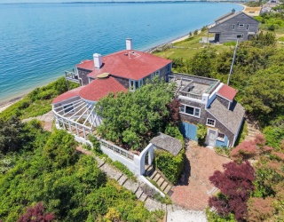 41 Pond Road, Truro, Massachusetts, 6 Bedrooms Bedrooms, 10 Rooms Rooms,4.5 BathroomsBathrooms,Residential,For Sale,Pond Road,73547903