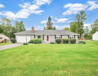 76 Glenwood Dr, Westfield, Massachusetts, 3 Bedrooms Bedrooms, 6 Rooms Rooms,2 BathroomsBathrooms,Residential,For Sale,Glenwood Dr,73544590