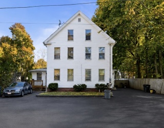 6 Richs Court, Amesbury, Massachusetts, 4 Bedrooms Bedrooms, 14 Rooms Rooms,2 BathroomsBathrooms,Residential Income,For Sale,Richs Court,73547656