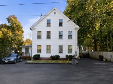 6 Richs Court, Amesbury, Massachusetts, 4 Bedrooms Bedrooms, 14 Rooms Rooms,2 BathroomsBathrooms,Residential Income,For Sale,Richs Court,73547656