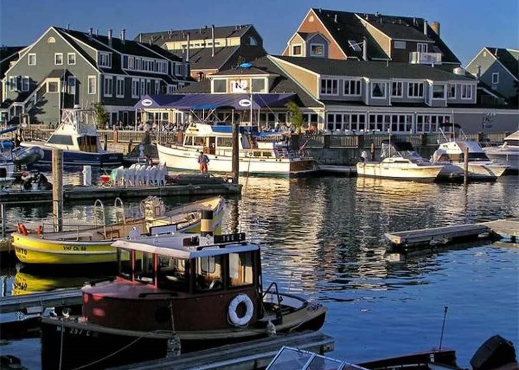 64 Wharf Street, Salem, Massachusetts, 2 Bedrooms Bedrooms, 7 Rooms Rooms,1.5 BathroomsBathrooms,Residential,For Sale,Wharf Street,73547816