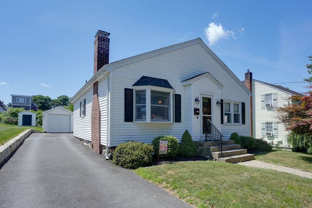 117 Warren Avenue, Marlborough, Massachusetts, 3 Bedrooms Bedrooms, 7 Rooms Rooms,2.5 BathroomsBathrooms,Residential,For Sale,Warren Avenue,73547718