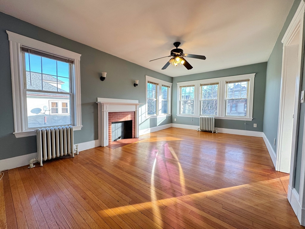 313 Clifton, Malden, Massachusetts, 3 Bedrooms Bedrooms, 7 Rooms Rooms,1 BathroomBathrooms,Residential Lease,For Rent,Clifton,73547862