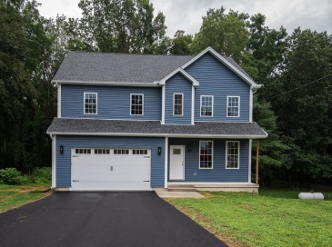 42 Roy St, Ludlow, Massachusetts, 4 Bedrooms Bedrooms, 7 Rooms Rooms,2.5 BathroomsBathrooms,Residential,For Sale,Roy St,73547864