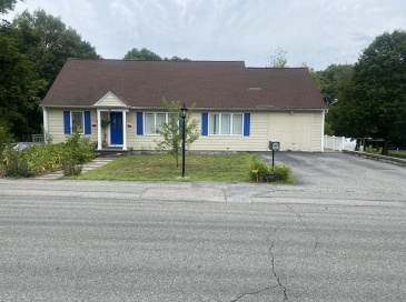 81 Clark Ave, Dracut, Massachusetts, 3 Bedrooms Bedrooms, 7 Rooms Rooms,2 BathroomsBathrooms,Residential,For Sale,Clark Ave,73547905 81 Clark Ave, Dracut, Massachusetts, 3 Bedrooms Bedrooms, 7 Rooms Rooms,2 BathroomsBathrooms,Residential,For Sale,Clark Ave,73547905
