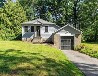 10 Flash Road, North Reading, Massachusetts, 2 Bedrooms Bedrooms, 4 Rooms Rooms,1 BathroomBathrooms,Residential,For Sale,Flash Road,73547906