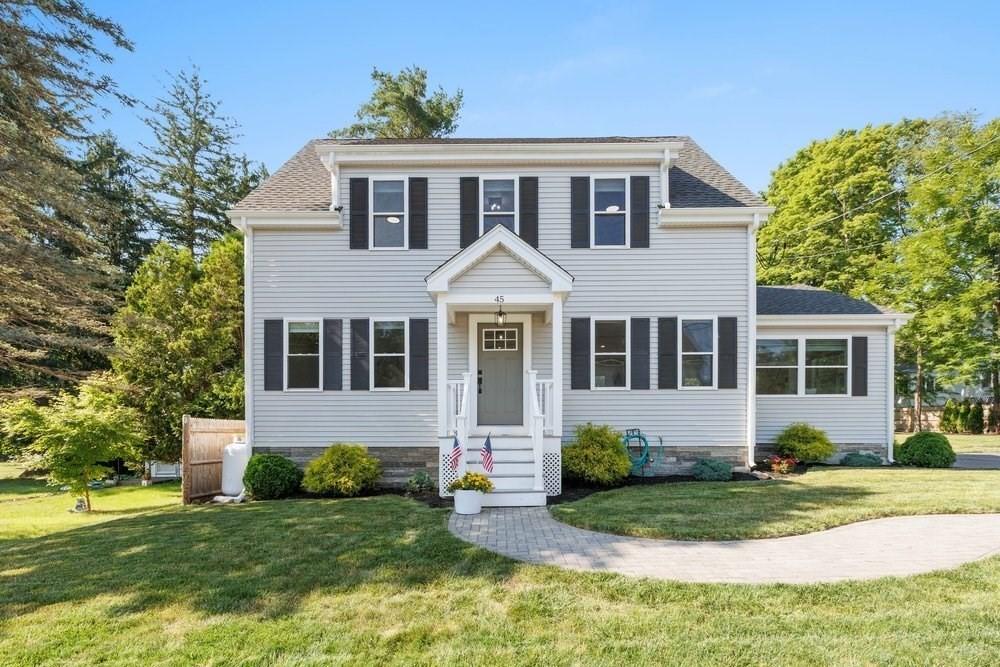 45 Highland Street, Southborough, Massachusetts, 4 Bedrooms Bedrooms, 7 Rooms Rooms,2 BathroomsBathrooms,Residential,For Sale,Highland Street,73547957