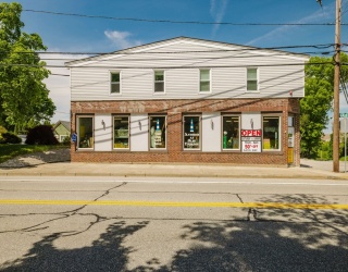 1019 Main Rd, Tiverton, Rhode Island, 2 Bedrooms Bedrooms, 7 Rooms Rooms,2.5 BathroomsBathrooms,Residential Income,For Sale,Main Rd,73547978