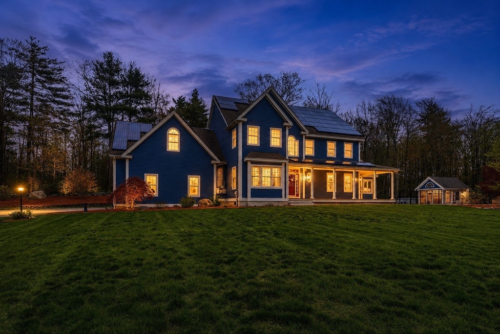440 Howard, Lunenburg, Massachusetts, 4 Bedrooms Bedrooms, 14 Rooms Rooms,3.5 BathroomsBathrooms,Residential,For Sale,Howard,73517409
