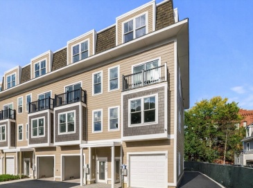 33 Copeland St., Boston, Massachusetts, 3 Bedrooms Bedrooms, 6 Rooms Rooms,2.5 BathroomsBathrooms,Residential,For Sale,Copeland St.,73488415