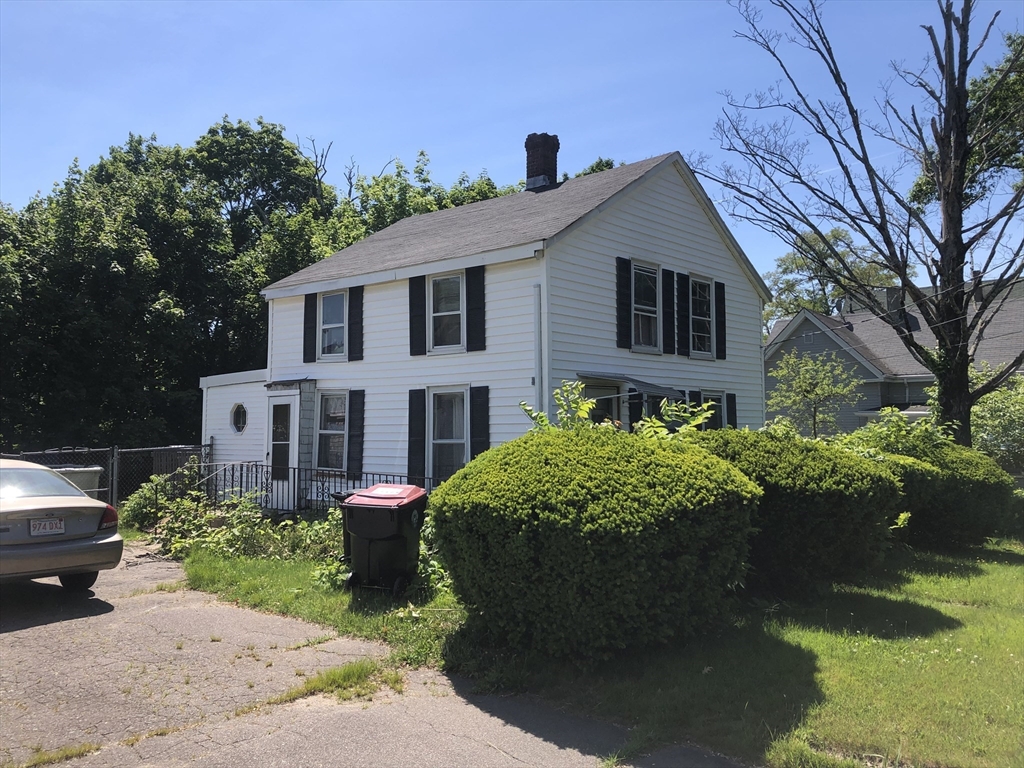 87 Thatcher St, Brockton, Massachusetts, 3 Bedrooms Bedrooms, 6 Rooms Rooms,1 BathroomBathrooms,Residential,For Sale,Thatcher St,73530660