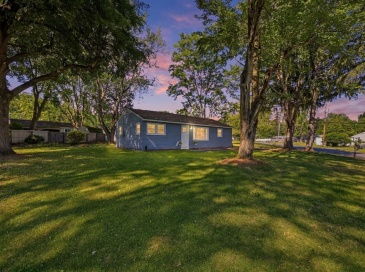 43 Sunridge Dr, Springfield, Massachusetts, 3 Bedrooms Bedrooms, 5 Rooms Rooms,1 BathroomBathrooms,Residential,For Sale,Sunridge Dr,73528749