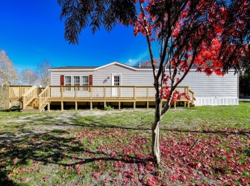 3040 Cranberry Hwy, Wareham, Massachusetts, 2 Bedrooms Bedrooms, 5 Rooms Rooms,2 BathroomsBathrooms,Residential,For Sale,Cranberry Hwy,73417775