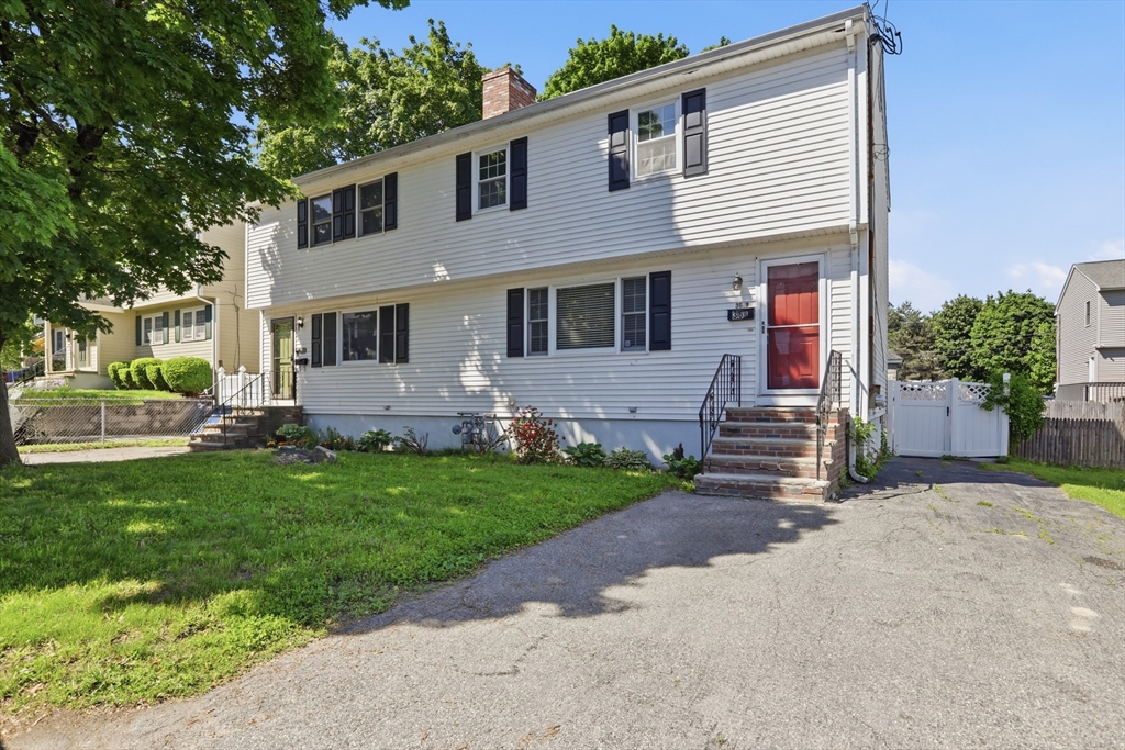 36B Young Avenue, Lawrence, Massachusetts, 3 Bedrooms Bedrooms, 5 Rooms Rooms,1.5 BathroomsBathrooms,Residential,For Sale,Young Avenue,73525008