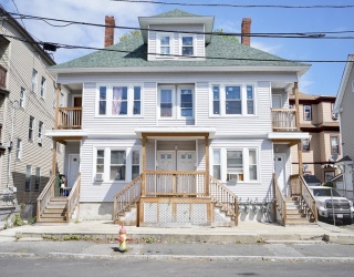 199-205 Boxford St, Lawrence, Massachusetts, 12 Bedrooms Bedrooms, 24 Rooms Rooms,4 BathroomsBathrooms,Residential Income,For Sale,Boxford St,73516205