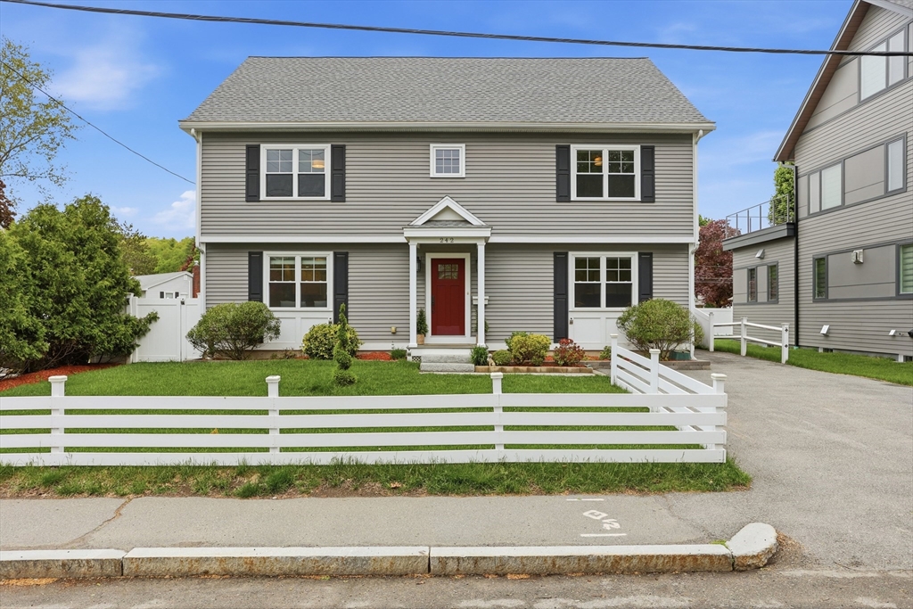 242 Pleasant St, Melrose, Massachusetts, 4 Bedrooms Bedrooms, 7 Rooms Rooms,3.5 BathroomsBathrooms,Residential,For Sale,Pleasant St,73520975