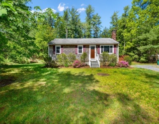 65 Chapel Street, Pembroke, Massachusetts, 3 Bedrooms Bedrooms, 5 Rooms Rooms,1 BathroomBathrooms,Residential,For Sale,Chapel Street,73524987