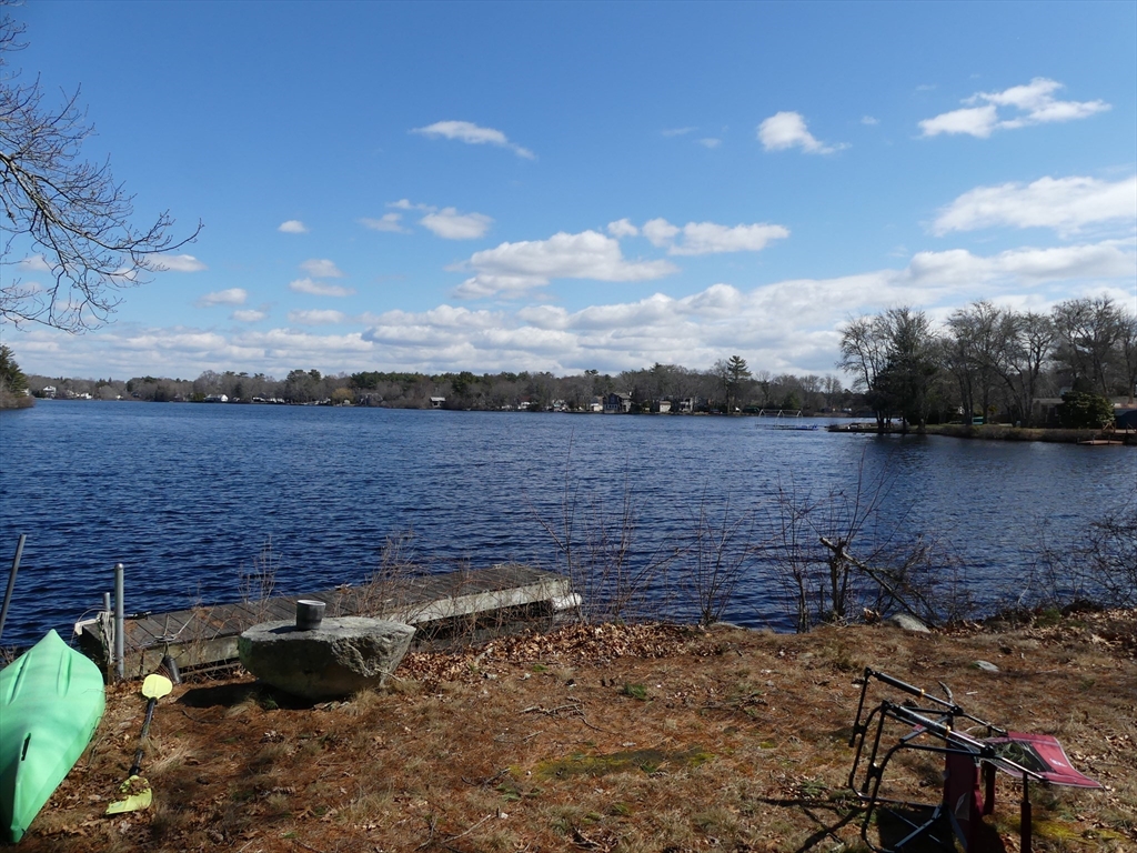 44 Sherbrook Rd, Dartmouth, Massachusetts, 2 Bedrooms Bedrooms, 4 Rooms Rooms,1.5 BathroomsBathrooms,Residential,For Sale,Sherbrook Rd,73493429